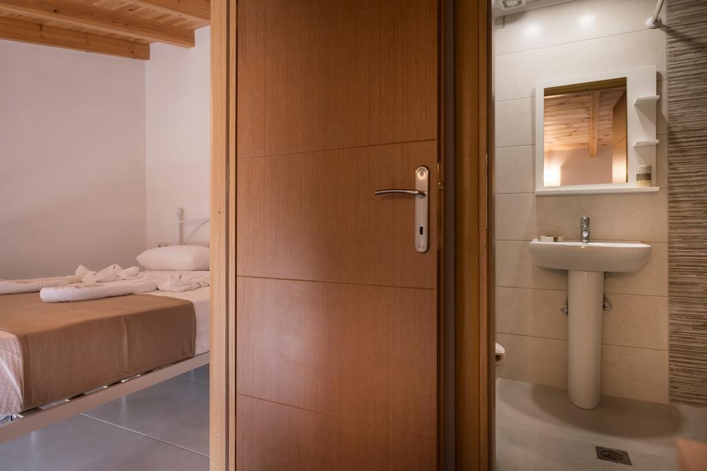 Athina Apartments Near The Sea Platania Platanés Εξωτερικό φωτογραφία